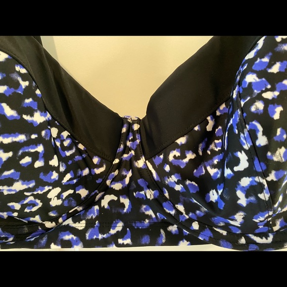 Ava & Viv Bikini Top Plus Size - Picture 2 of 7